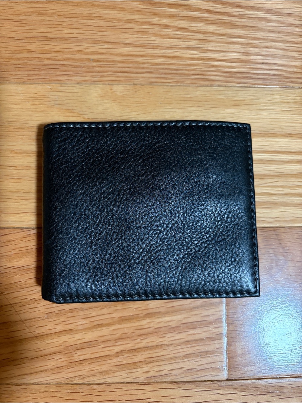 Classic Black Leather Bi-Fold Wallet - Men
